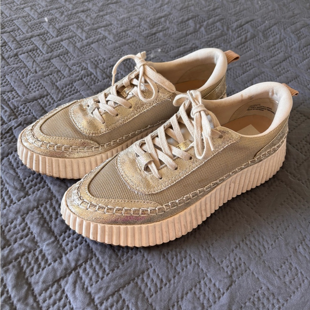 Dolce Vita Dalton Stylish Metallic Sneakers